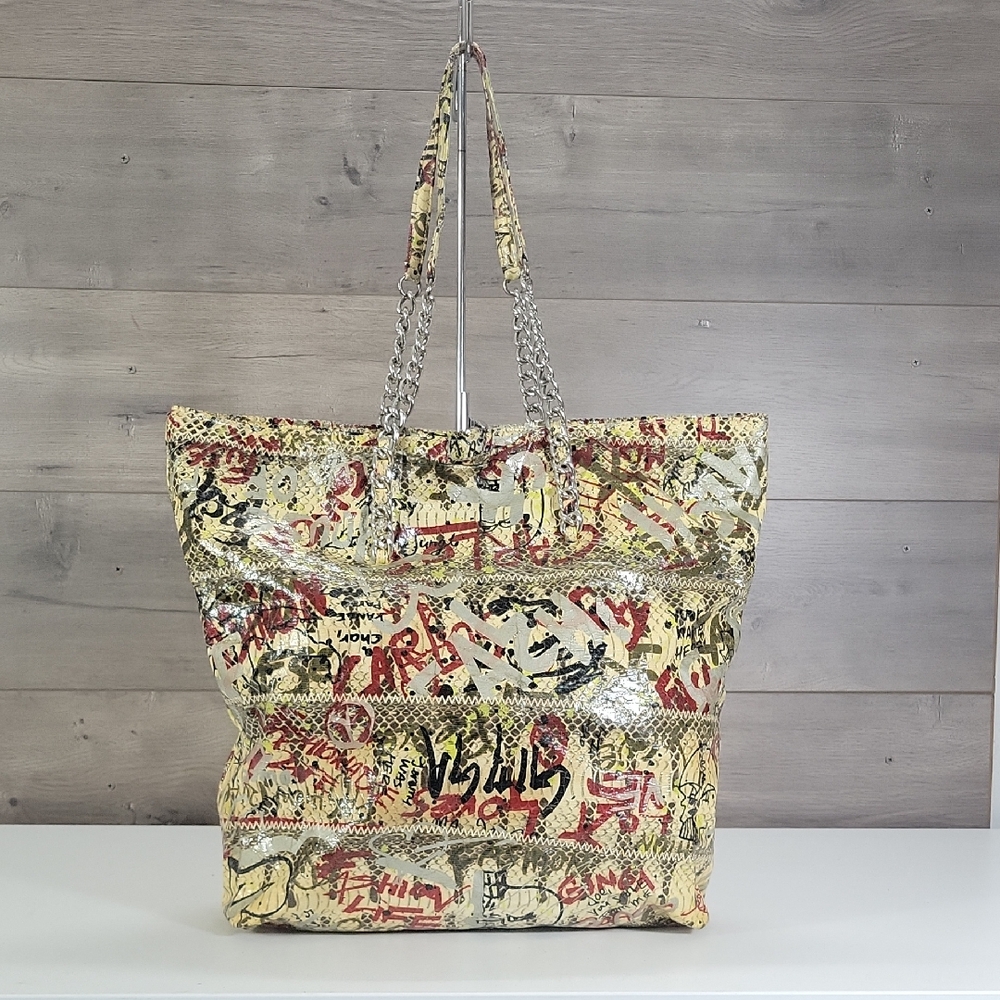 Fato a Mano Carlos Falchi Yellow Graffiti Print Leather Tote Bag